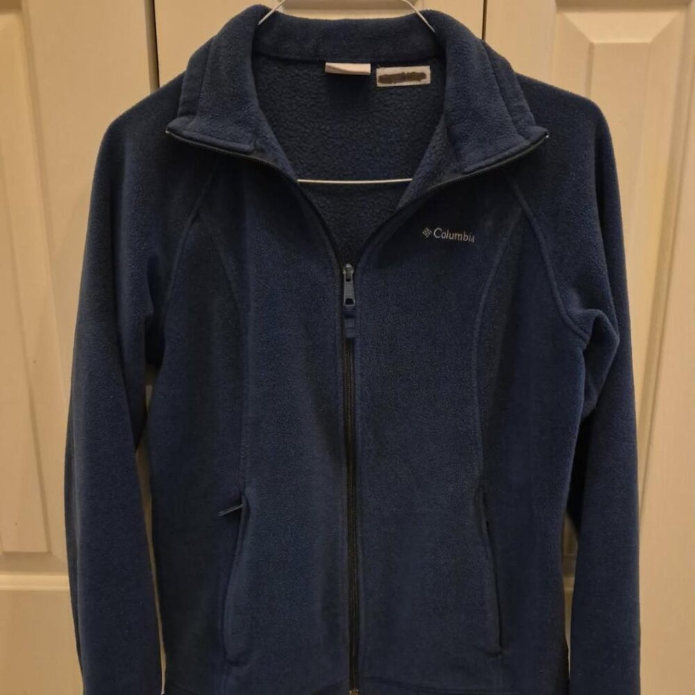 Women's dark blue Columbia fleece jacket - zippered pockets and jacket - size L